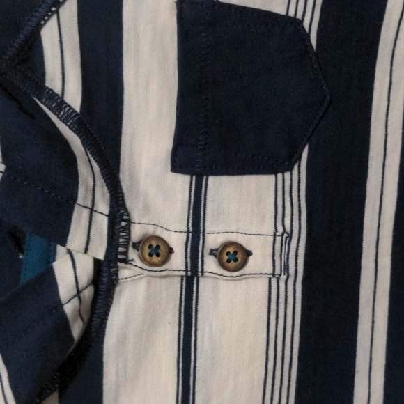 Genuine Kids Oshkosh Baby Boys Long Sleeve Hooded Shirt. Size 12 Months. NWT - Picture 4 of 6